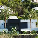 Banus Walk