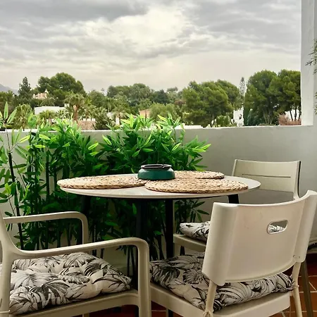 Banus Walk * Marbella