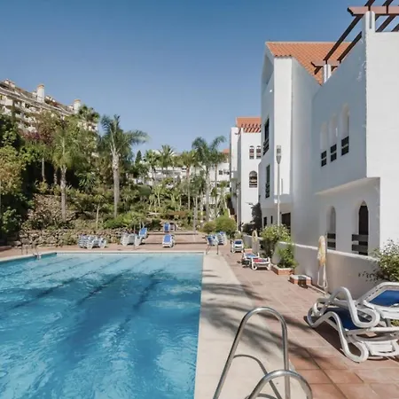 아파트 Banus Walk